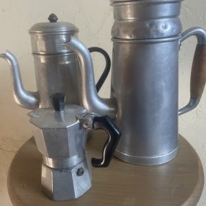 LOCATION ANCIENNE CAFETIERE A CAFE