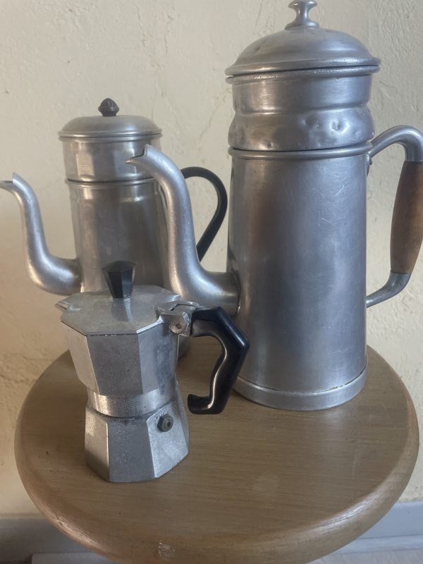 LOCATION ANCIENNE CAFETIERE A CAFE